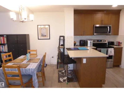 #75 1005 Graydon Hill BV SW photo 17