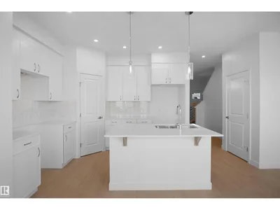 18166 73A ST NW photo 10