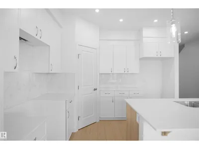 18166 73A ST NW photo 11
