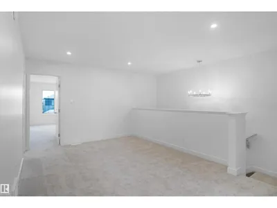 18166 73A ST NW photo 21