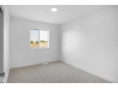 18166 73A ST NW photo 27