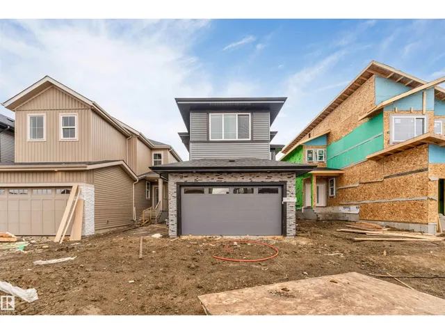 3926 39 AV, Beaumont