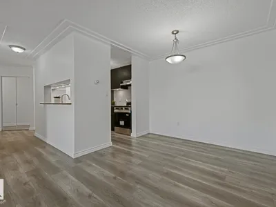 #216 2508 50 ST NW photo 6
