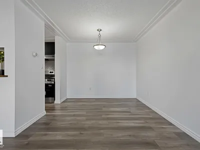 #216 2508 50 ST NW photo 8