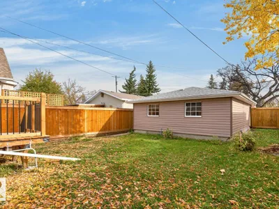 12007 69 ST NW photo 37