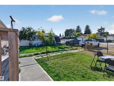 15104 74 ST NW photo 28