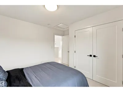 4204 HAWTHORN RO SW photo 32