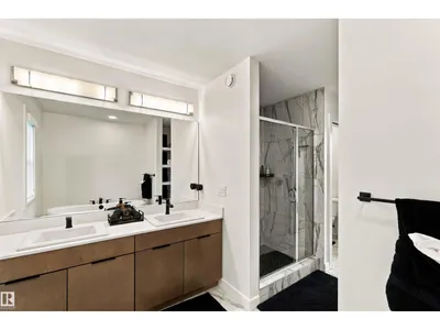 4204 HAWTHORN RO SW photo 43
