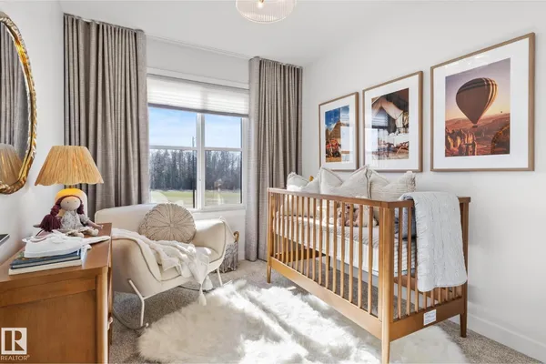 12527 34 AV SW photo 3