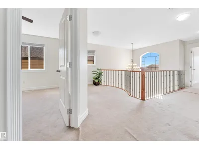 4620 160 AV NW photo 19