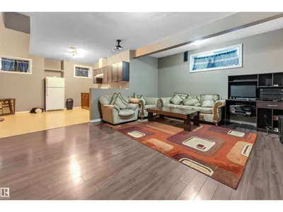4620 160 AV NW photo 36