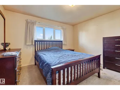 7615 135A AV NW NW photo 19