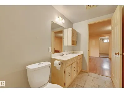 7615 135A AV NW NW photo 42