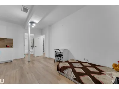 1360 20 ST NW photo 41