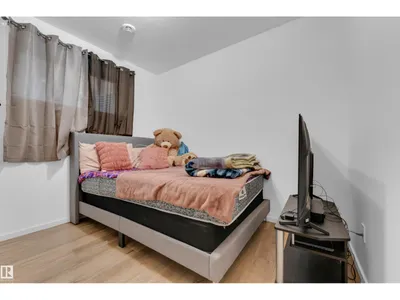 1360 20 ST NW photo 45