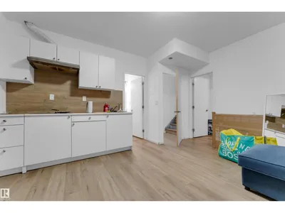 1360 20 ST NW photo 48