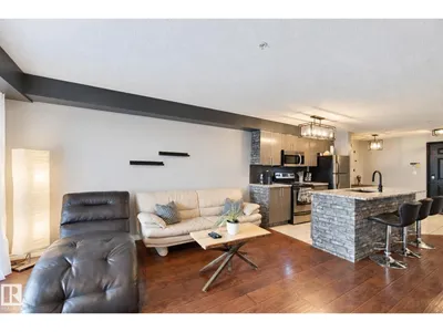 #314 10118 106 AV NW photo 14