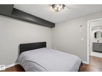 #314 10118 106 AV NW photo 24