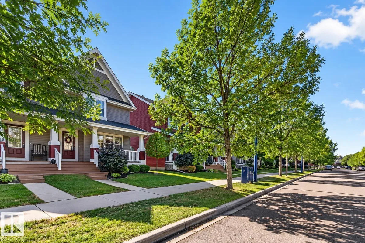 6933 21A AV SW exterior