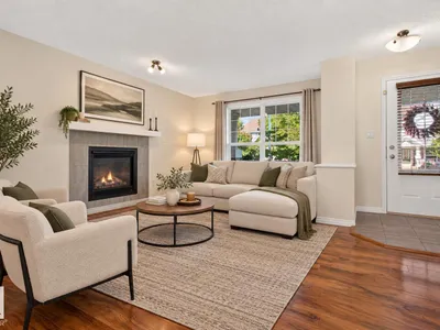 6933 21A AV SW photo 8
