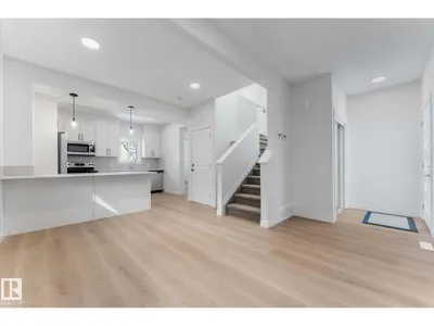 12033 92 ST NW photo 8