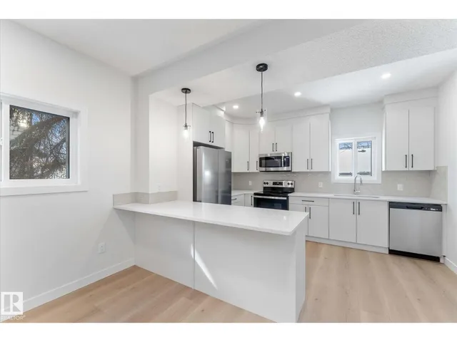 12033 92 ST NW, Edmonton
