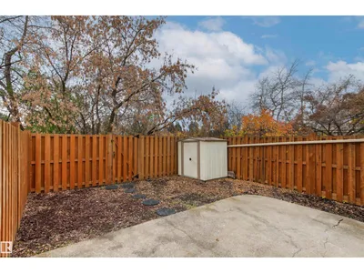 55 ROYAL RD NW photo 32