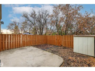 55 ROYAL RD NW photo 33
