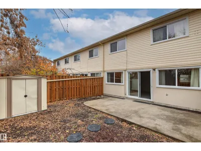 55 ROYAL RD NW photo 36