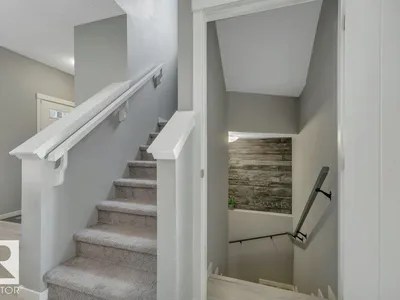 7435 181 AV NW photo 35