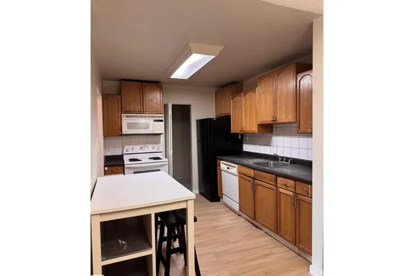 1503 Mill woods rd east NW NW photo 3