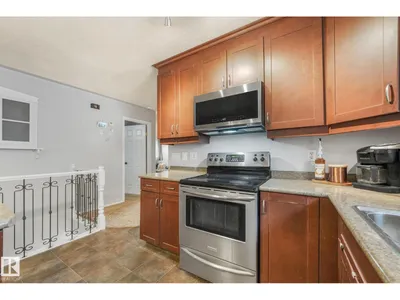 9617 151 ST NW photo 43