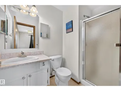 11727 27 AV NW photo 28