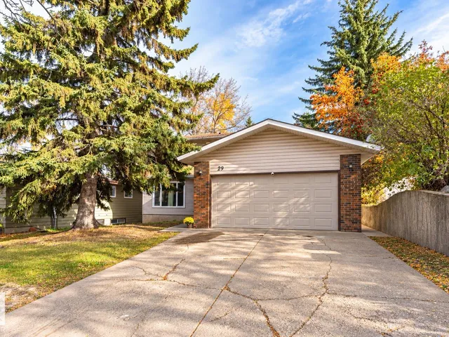 29 GRENFELL AV, St. Albert