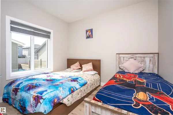 1767 26A ST NW photo 3