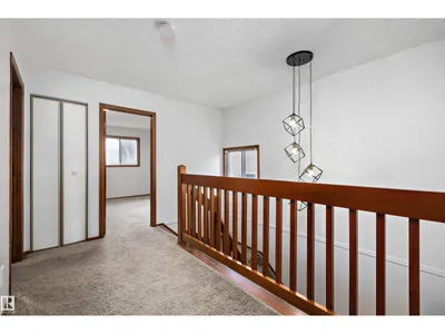 18923 82 AV NW photo 25