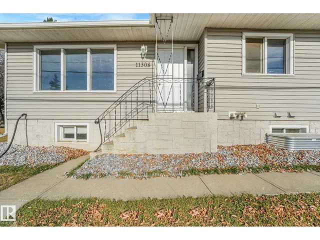 11308 129 AV NW, Edmonton
