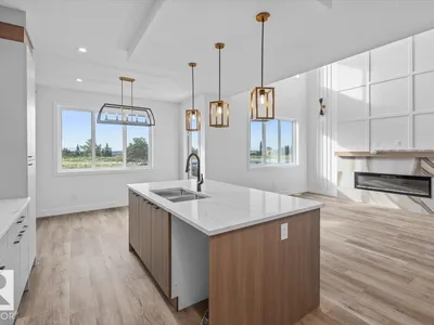 21 Sorel AV photo 10
