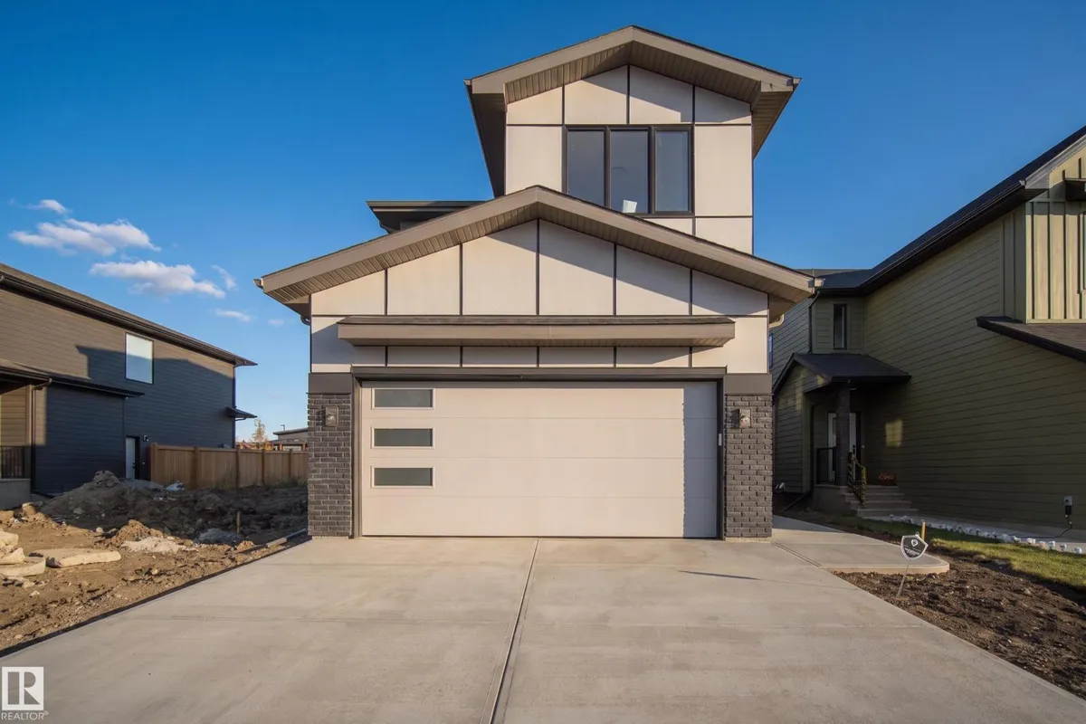 87 NEWBURY CI exterior