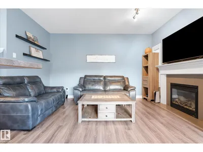 20 CARAGANA WY photo 12
