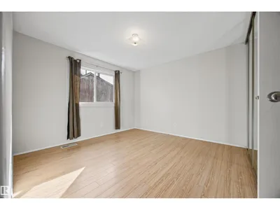 2744 105 ST NW photo 21