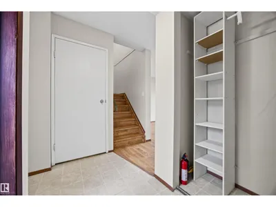 2744 105 ST NW photo 19