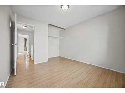 2744 105 ST NW photo 31