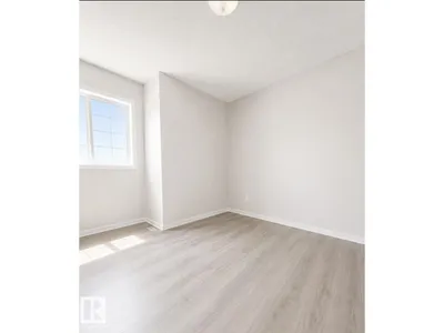 3236 27 AV NW photo 10
