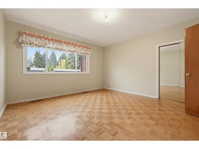9708 142 ST NW photo 20