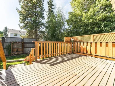 10439 14 AV NW NW photo 42