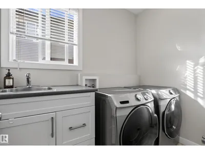 9609 83 AV photo 15