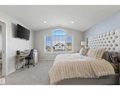 9609 83 AV photo 18