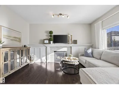 9609 83 AV photo 4