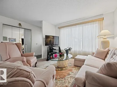 15239 63 ST NW photo 7